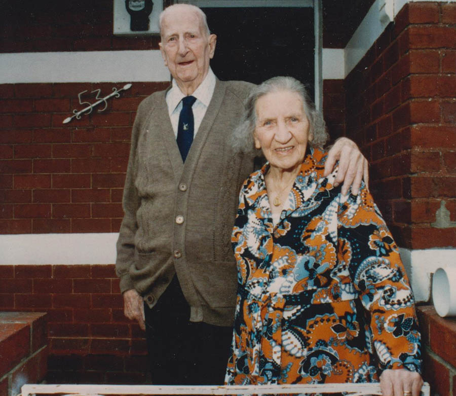 Gus And Gladys Gilbert 3rd April 1990 001