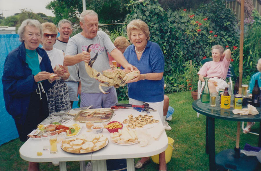 Rita,Esther,Russell,AubCherry,Phyl, Jean Henderson Back Crab Day 94